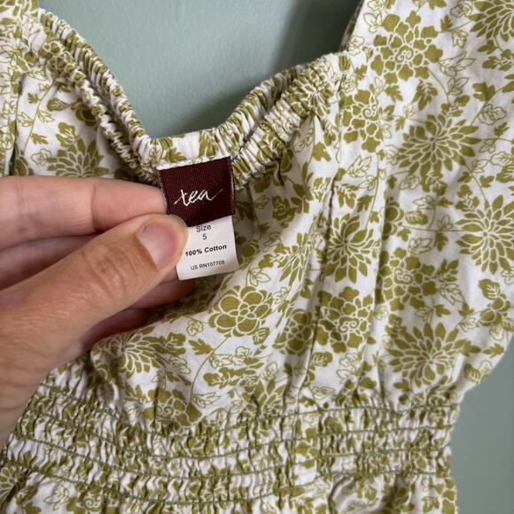 Size 5 Girls Floral Summer Sun Dresses Set of 2 - Picture 5 of 10